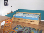 Ferienhaus Obergeschoss Schlafzimmer Einzelbett
